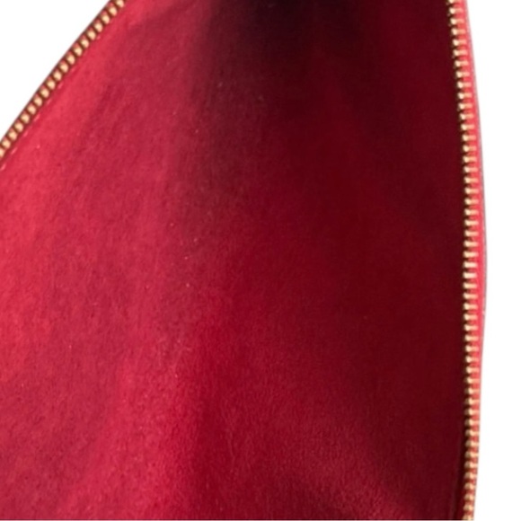 Louis Vuitton Red Epi Pochette Accessories 24 Shoulder Bag - Picture 12 of 15